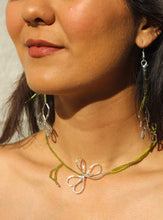 Load image into Gallery viewer, Bloom Necklace