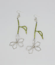 Load image into Gallery viewer, Bloom Earrings