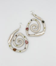 Load image into Gallery viewer, Upward Spiral Earrings