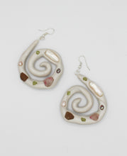 Load image into Gallery viewer, Upward Spiral Earrings