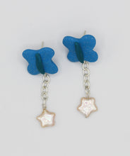 Load image into Gallery viewer, Butterfly Star Earrings