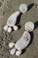 Load image into Gallery viewer, Aphrodite Earrings