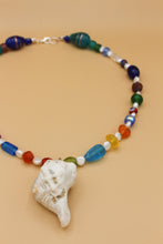 Load image into Gallery viewer, Rainbow Conch Necklace