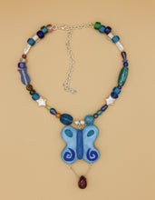 Load image into Gallery viewer, Metamorphosis Necklace- Dew Drop