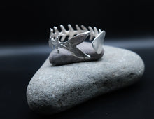 Load image into Gallery viewer, Fish Bone Cuff
