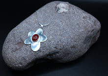 Load image into Gallery viewer, Plum Blossom Necklace