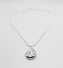 Load image into Gallery viewer, Upward Spiral Necklace
