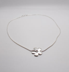 daisy chain necklace