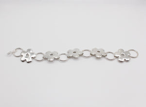 daisy chain bracelet