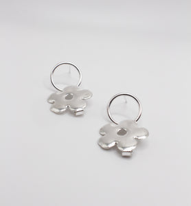 daisy chain earrings